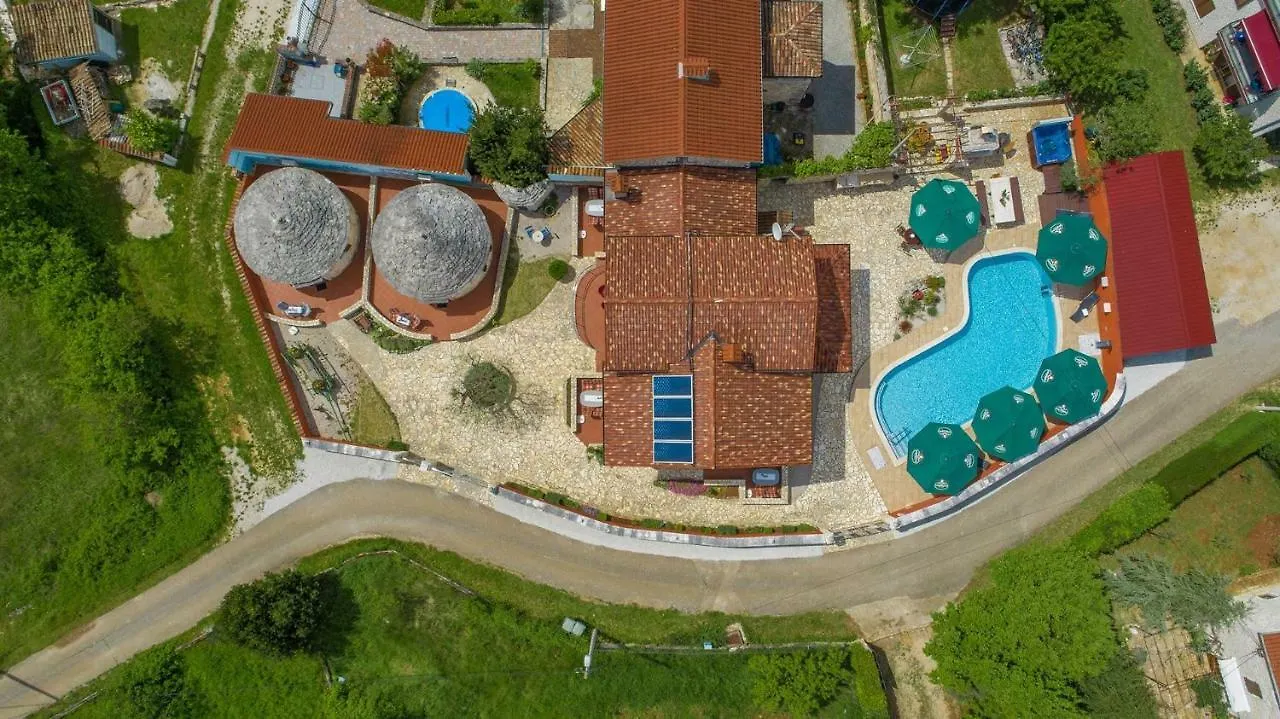 Apart Complex Villa Anja Sveti Lovrec Pazenaticki